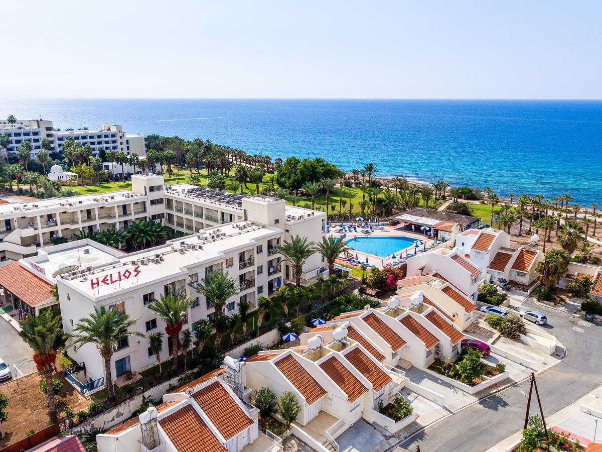 Helios Bay Hotel And Suites Paphos Kültér fotó